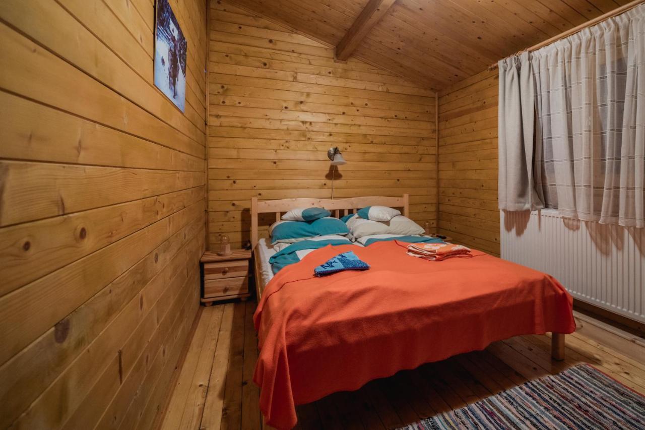 Biotour Camping & Restaurant Ghimeş-Făget Extérieur photo