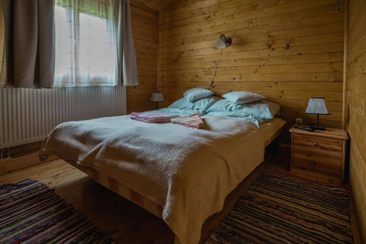 Biotour Camping & Restaurant Ghimeş-Făget Extérieur photo