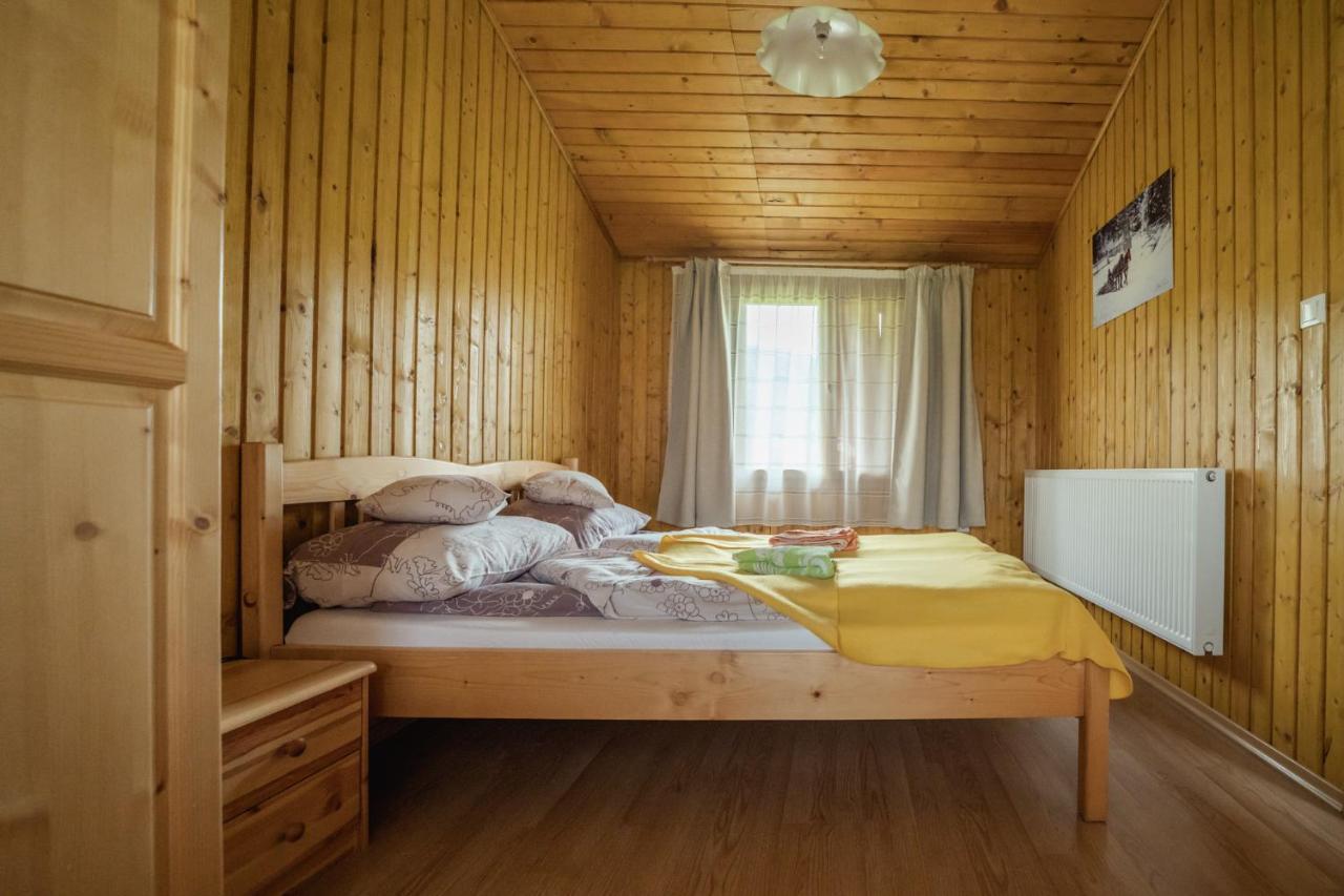 Biotour Camping & Restaurant Ghimeş-Făget Extérieur photo