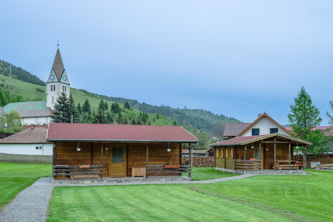 Biotour Camping & Restaurant Ghimeş-Făget Extérieur photo