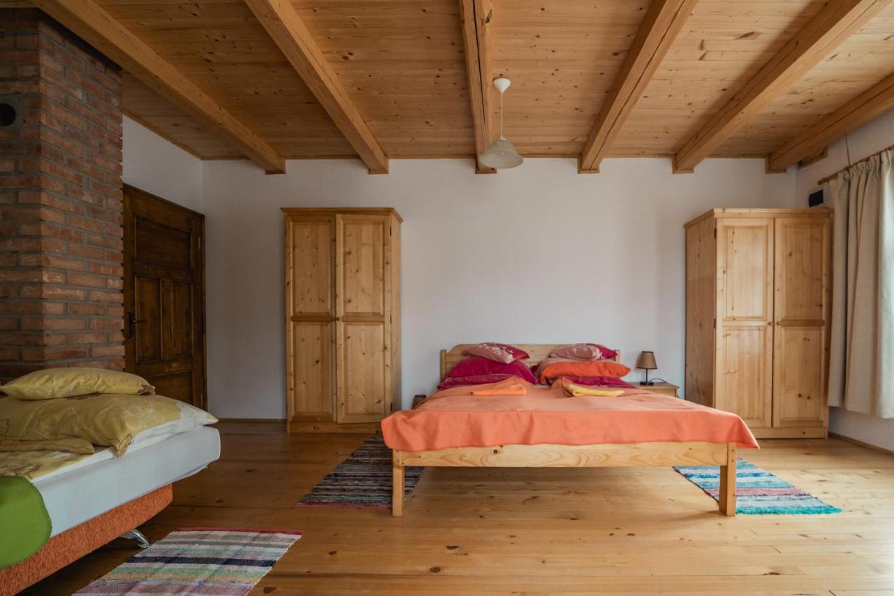 Biotour Camping & Restaurant Ghimeş-Făget Extérieur photo