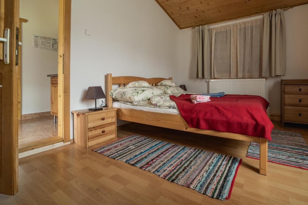 Biotour Camping & Restaurant Ghimeş-Făget Extérieur photo