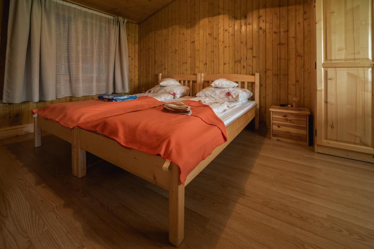 Biotour Camping & Restaurant Ghimeş-Făget Extérieur photo
