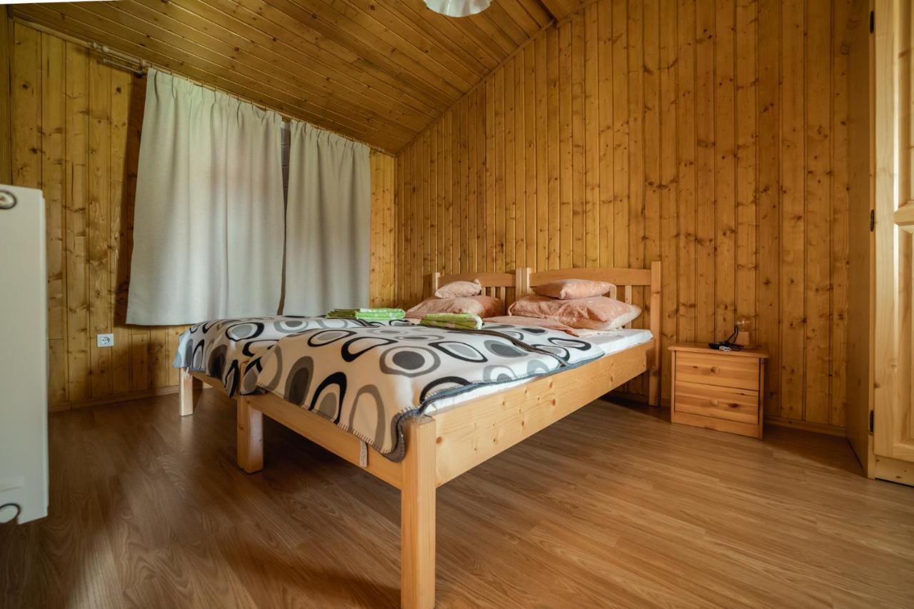 Biotour Camping & Restaurant Ghimeş-Făget Extérieur photo
