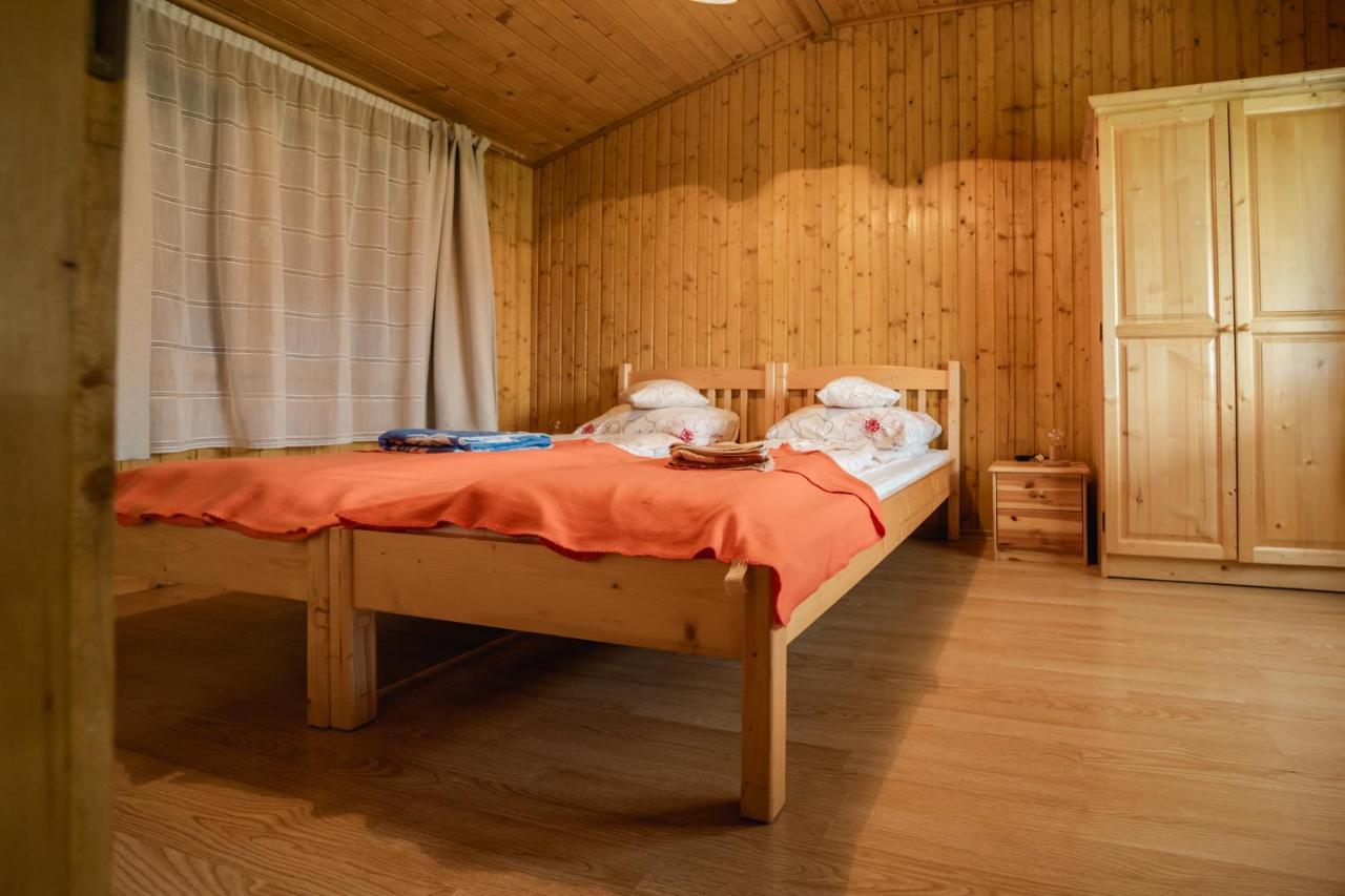Biotour Camping & Restaurant Ghimeş-Făget Extérieur photo